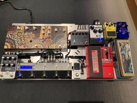 【新品同様】Fender Pedal Board エフェクターボード ＆CAJ DC/DC Station II パワーサプライセット パッチケーブルおまけ付き : Fender エフェクターボード Pedal Board with Bag